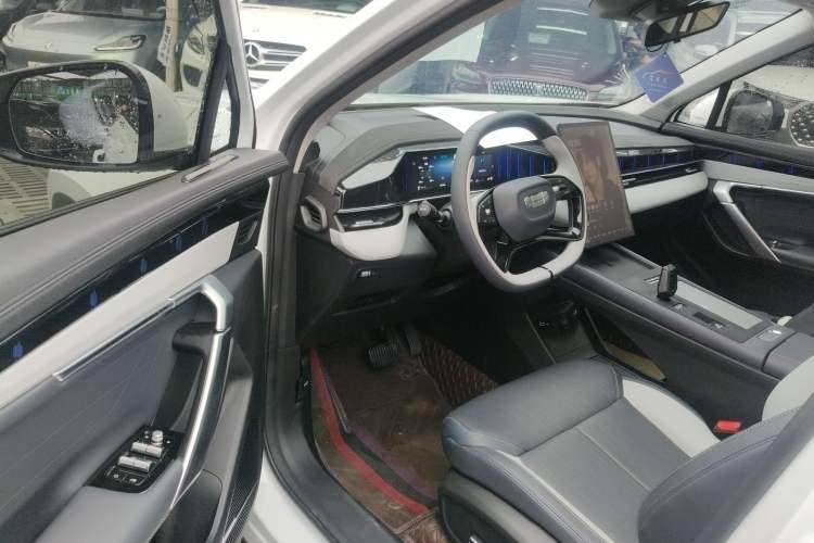 Used Geely Auto FX11 2024 1.5TD DCT Prestige Edition
