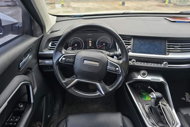 Used Haval H6 2017 Blue Label 1.5T Automatic Two-Wheel Drive ZhiShang Model Steering Wheel