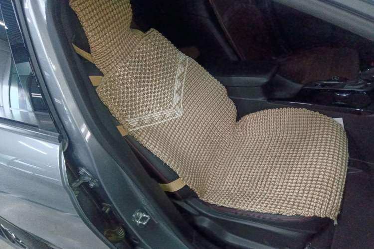 Used Buick Envista 2022 1.5T GS Fuel-Efficient Version Right Front Seat