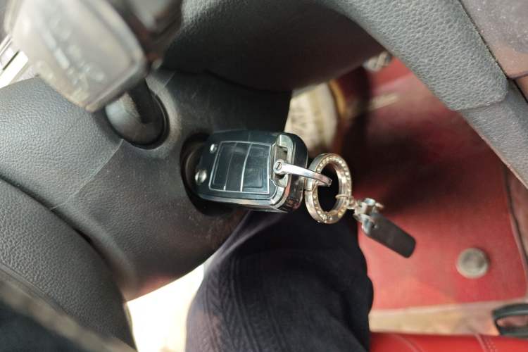 Used Volkswagen Golf 2016 1.6L Manual Fashion Edition Vehicle Key