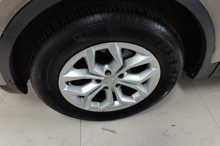 Used BORGWARD BX5 2017 20TGDI Automatic Two-Wheel Drive Pioneer Edition