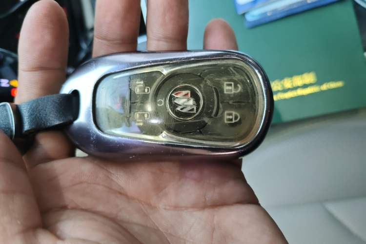 Used Buick GL8 2022 ES Landtrek 653T Luxury Edition Vehicle Key