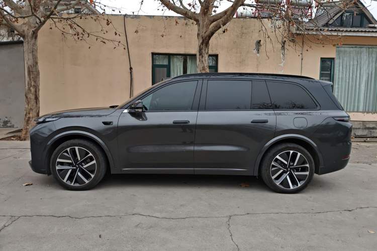 Used Li Auto L9 2022 Max model
