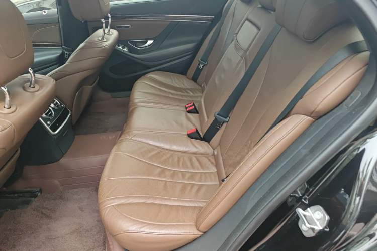 Used Mercedes-Benz S-Class 2019 S 320 L
