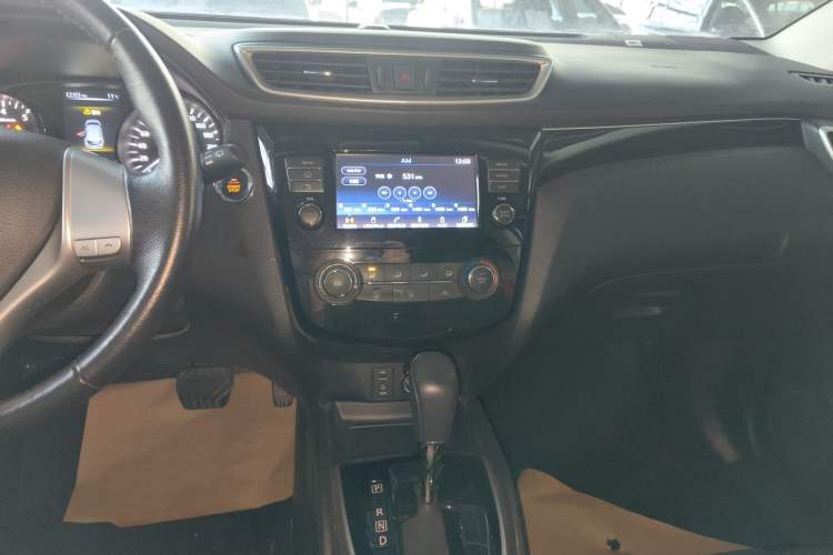 Used Nissan Qashqai 2017 2.0L CVT Smart Enjoyment Version China V Standard