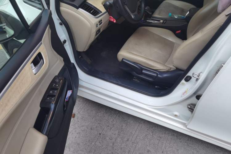 Used Honda Jade 2016 1.8L Automatic Comfort Version 5 Seats
