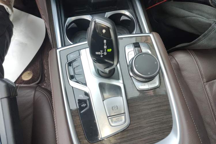 Used BMW 7 Series 2018 730Li Leading Model Excellence Package
