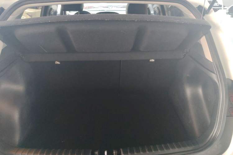 Used Kia kx1 Stonic 2019 1.4L Automatic Fun Edition China V Standard Trunk