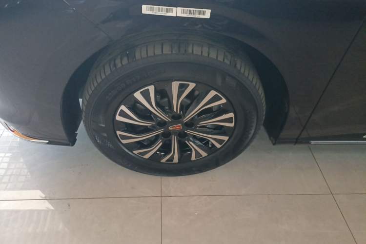 Used Hongqi HQ9 PHEV 2024 2.0T Four-Wheel Drive Business Edition Left Front Wheel Hub