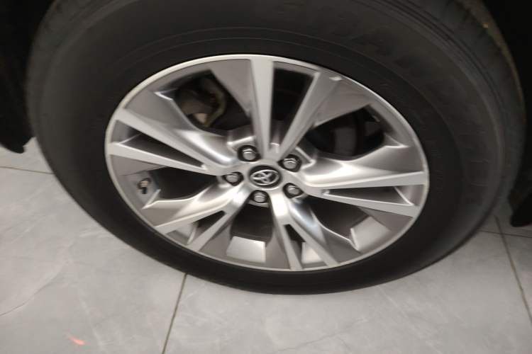 Used Toyota Highlander 2018 2.0T Two-Wheel Drive Elite Version 5 Seats China VI Standard
