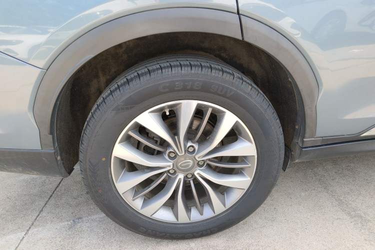 Used GAC Trumpchi GS8 2017 320T Two-Wheel Drive Luxury Smart Connectivity Version (7 Seats)
