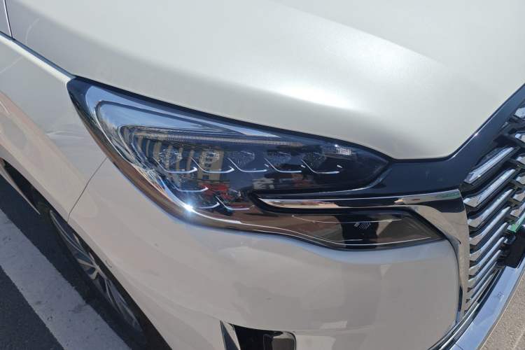 Used Buick GL8 2023 ES Lu Zun Deluxe Model
