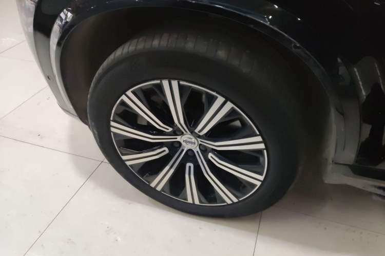 Used Volvo XC90 New Energy 2022 Facelift E-Drive Hybrid T8 Luxury Prestige 7-Seater
