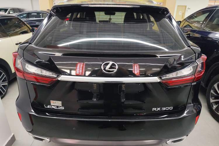 Used Lexus RX 2016 300 Two-Wheel Drive Elite Version China V Standard Rear