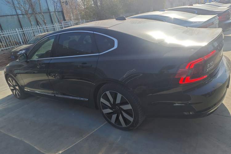 Used Volvo S90 New Energy 2024 Plug-in Hybrid Four-Wheel Drive Long-Range Luxury Smart Edition