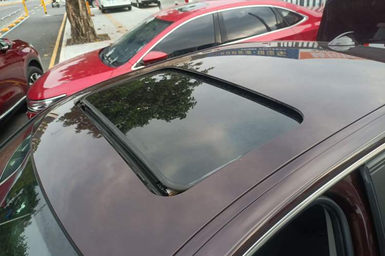 Used BMW 3 Series 2016 320Li Ambition Model
