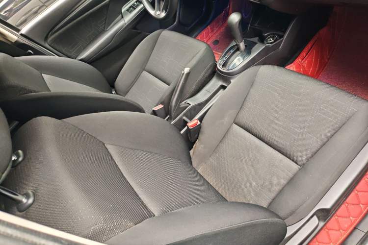 Used Honda Fit 2016 1.5L LX CVT Comfort Model Right Front Seat