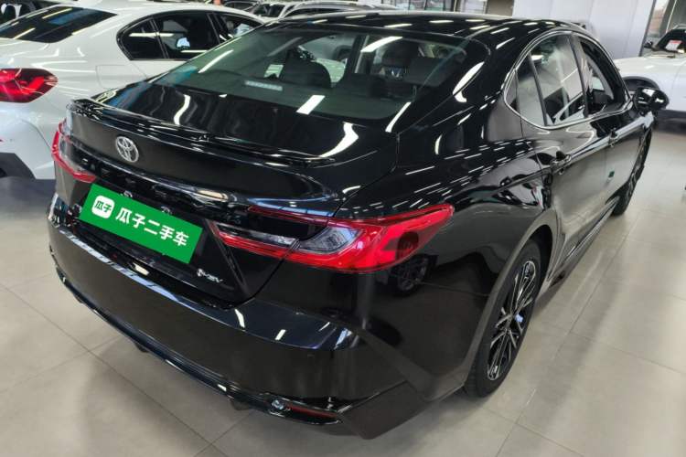 Used Toyota Camry 2026 Model Dual-Engine 2.0HSE Sport Lite Edition