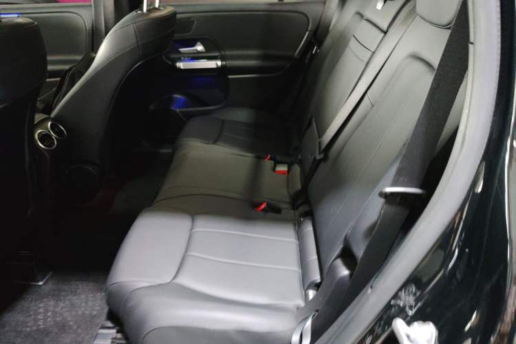Used Mercedes-Benz GLB 2020 GLB 200 Stylish Edition Left Rear Seat