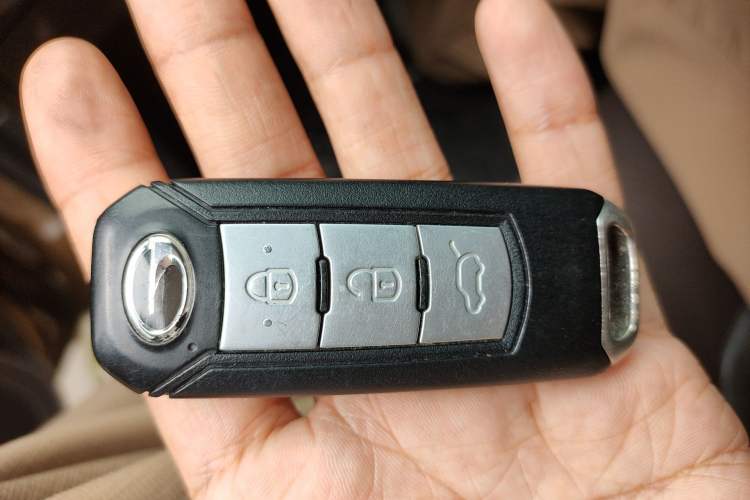Used GAC Trumpchi GS4 2015 200T G-DCT Prestige Edition Vehicle Key