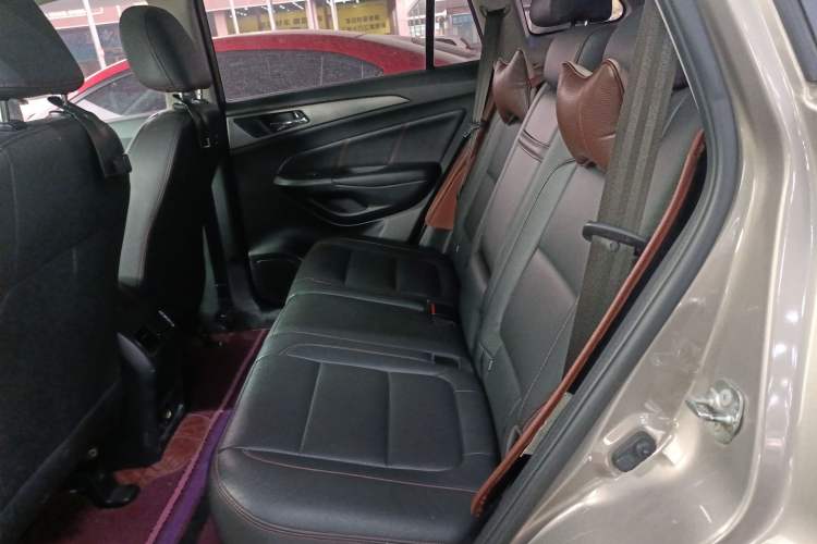 Used CHANGAN CS75 2016 1.8T Automatic Elite Model China V Standard
