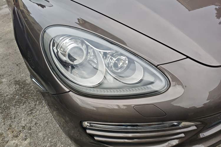 Used Porsche Cayenne 2014 Cayenne Platinum Edition 3.0T