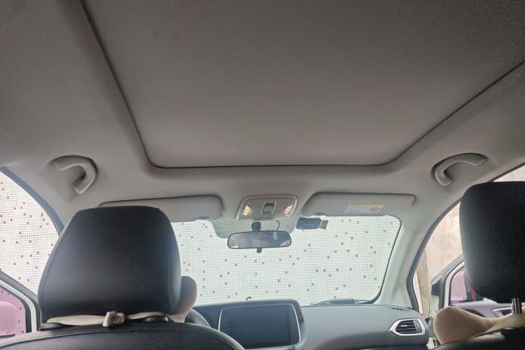 Used GAC Trumpchi GS4 2018 235T Automatic Two-Wheel Drive Elite Millionth Anniversary Edition Headliner