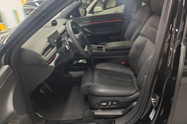 Used Nio ES8 2023 75 kWh Left Front Seat