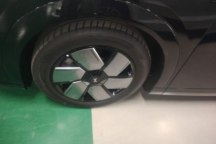 Used XPeng X9 2024 702 Ultra-Long Range Pro