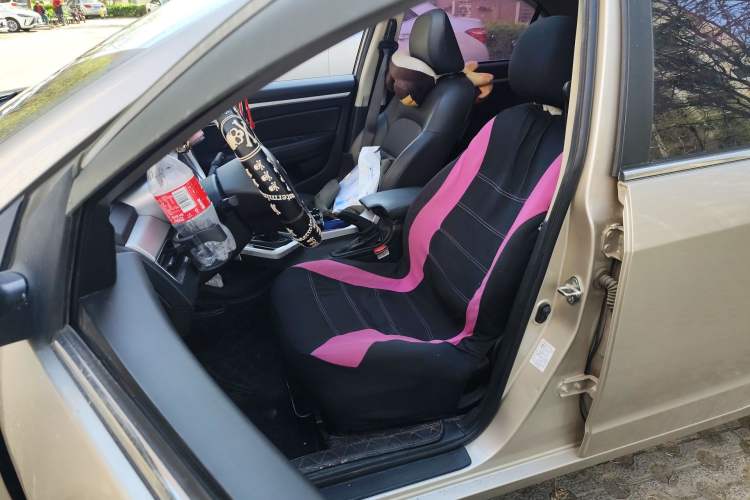 Used Geely Auto Vision 2019 Upgraded Model 1.5L Manual Luxury Version China VI Standard Left Front Seat