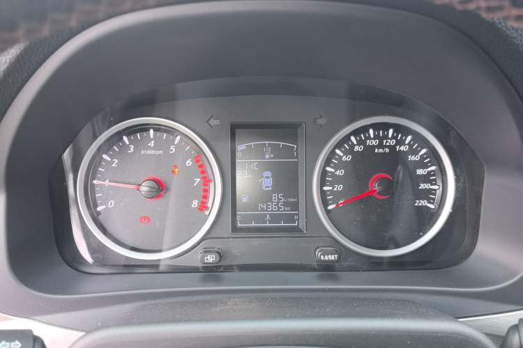 Used FORTHING T5 2022 Grand Edition 1.6L Manual Dream-Chasing Five-Seat Model Instrument Cluster