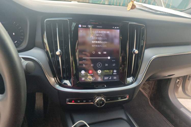 Used Volvo S60 2023 B4 Zhiyi Luxury Edition
