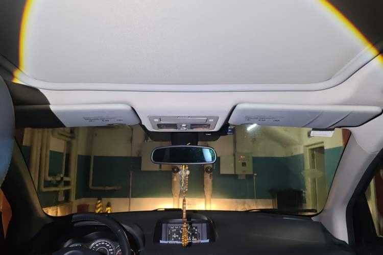 Used Renault Koleos 2012 2.5L 4x4 Comfort Edition with Navigation