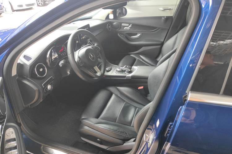 Used Mercedes-Benz C-Class 2017 Facelift C 200 L Sport Edition