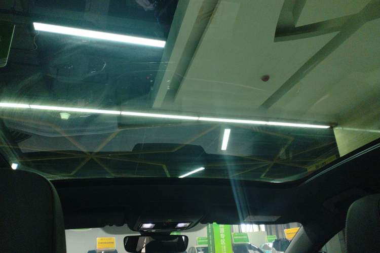 Used Volkswagen ID.4 X 2024 Pure & Smart Edition Headliner