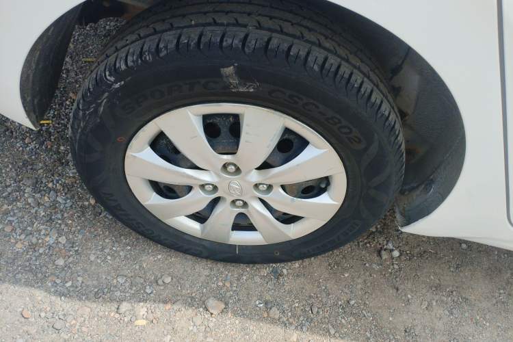 Used Hyundai Verna (older generation) 2017 1.4L Manual Refreshed Version China V Standard Right Rear Wheel Hub