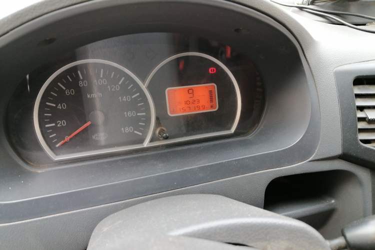 Used BAIC Weiwang 306 2011 1.3L base model 7 seats