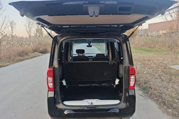 Used Wuling Zhiguang New Energy 2025 Comfort Model