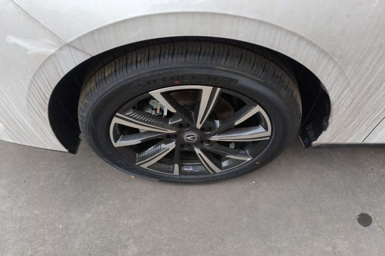 Used CHANGAN Eado 2025 Blue Whale 1.5T 500Bar Prestige Model
