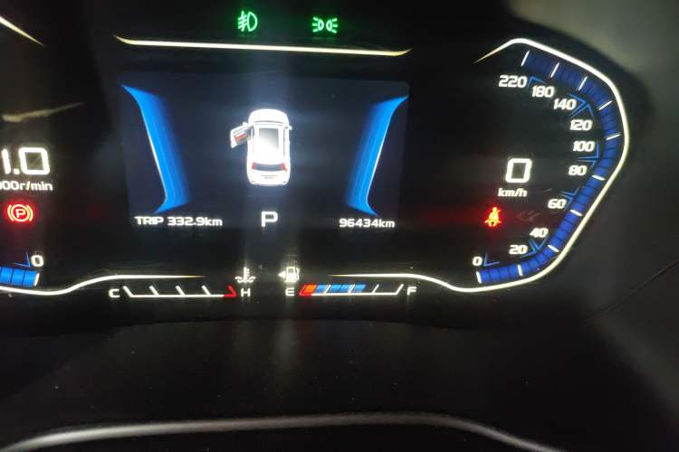 Used Geely Auto Vision X6 2018 1.4T CVT 4G Connected Flagship Edition