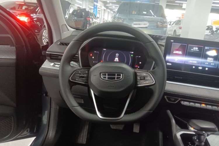 Used Geely Auto Preface 2021 2.0TD Luxury Version Steering Wheel