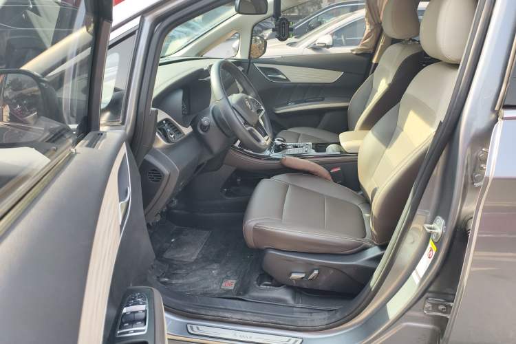 Used BYD Song MAX New Energy 2022 DM-i 105KM Flagship Model