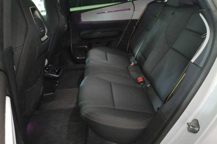 Used Polestar 4 2023 Single Motor Standard Range PLUS