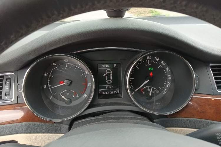 Used Skoda Superb 2013 1.8TSI Automatic Yashi Edition