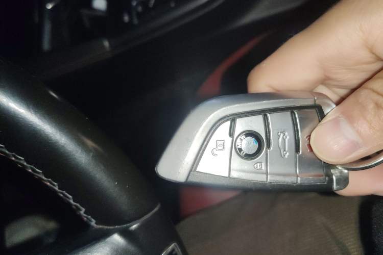 Used BMW M4 2014 M4 two-door coupe
