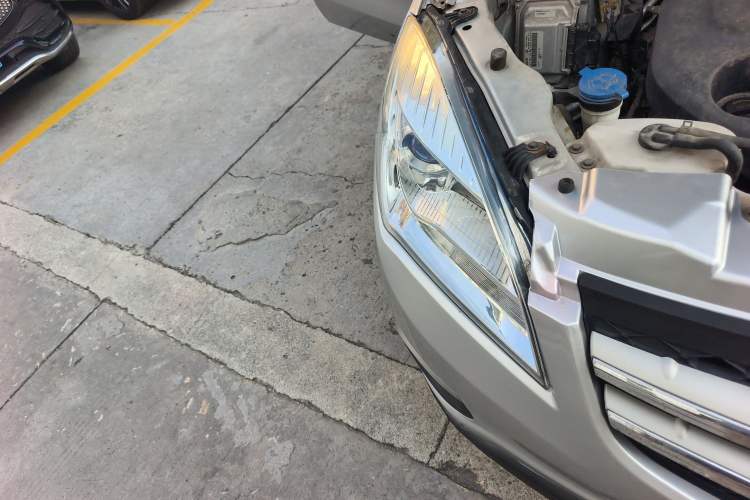 Used Changan CS35 2014 1.6L Automatic Luxury Model China IV Standard
