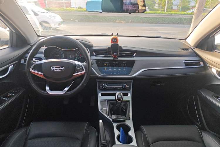 Used Geely Auto Emgrand 2021 UP 1.5L Manual Luxury Model
