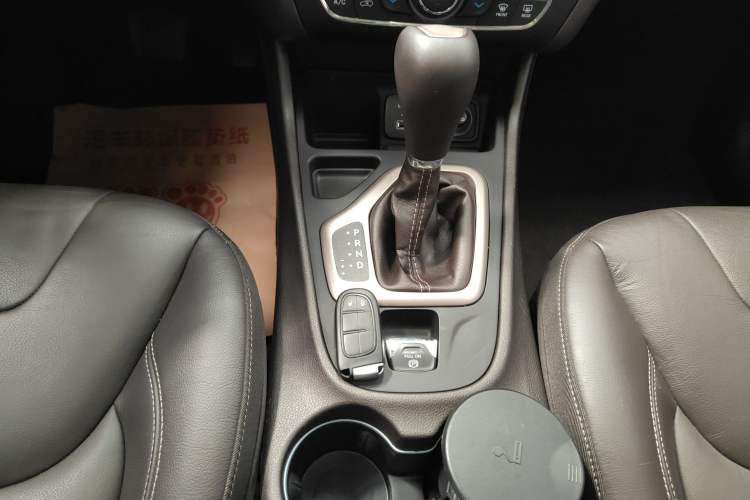 Used Jeep Cherokee 2017 2.0L Superior Edition
