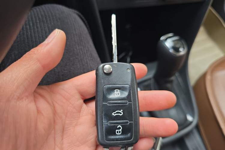 Used Skoda Rapid Spaceback 2014 1.6L Automatic Enjoyment Edition