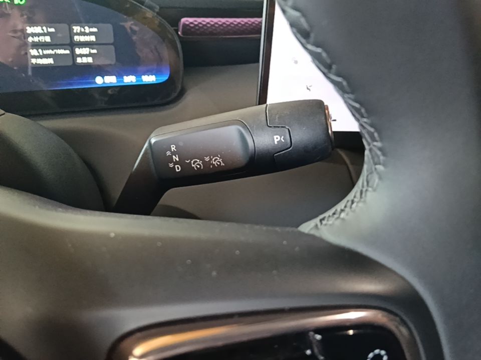 Zeekr MIX 2025 Intelligent Driving Version — снимка 16